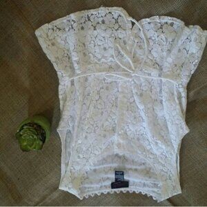 EUC Sleeveless Top Lace Top